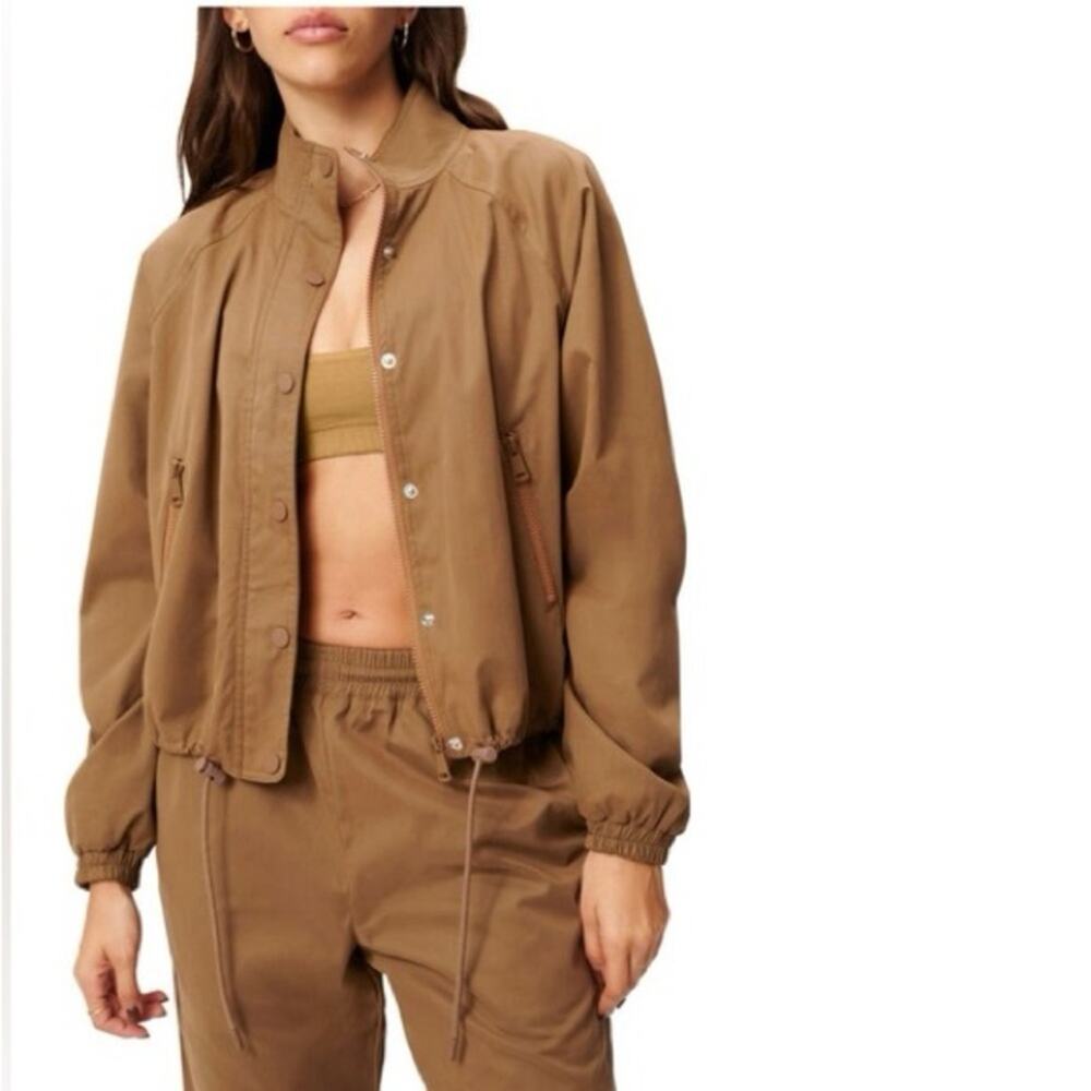 Good American Brushed Track Snap Jacket in the color Sepia 001 faux suede Small - Picture 8 of 9